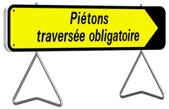 Panneau de signalisation de direction rectangulaire 1000x300mm 'Piétons traversée obligatoire' - TALIAPLAST - 526014
