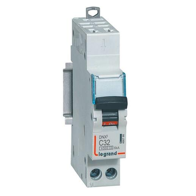 Disjoncteur phase + neutre DNX³ 4500 6kA arrivée bornes automatiques 1 module 1P+N 230V 32A - LEGRAND - 406786