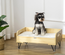 Canapé chien chat style cosy naturel avec coussin aspect fourrure blanc