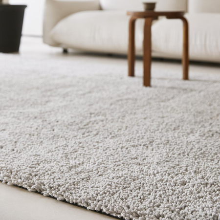 Tapis shaggy GRAVELA tissé en laine