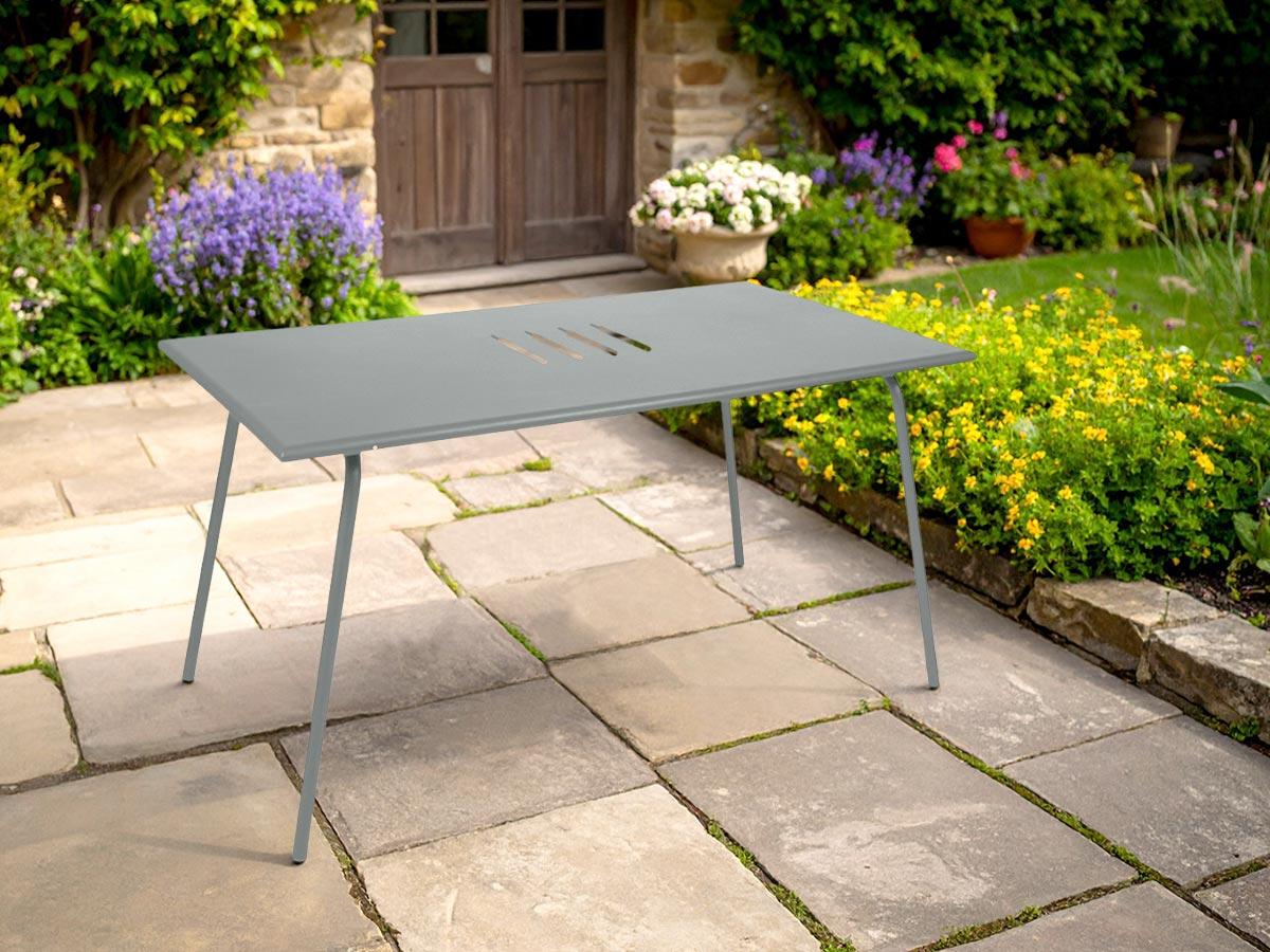 Table de jardin rectangulaire en métal Monceau 6 places Gris Lapilli - Fermob