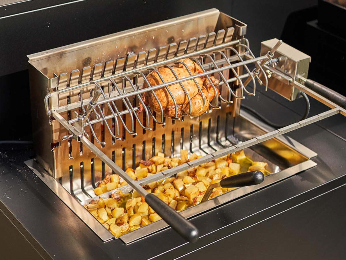 Barbecue charbon encastrable et à poser avec tournebroche électrique 918.66 - Forge Adour