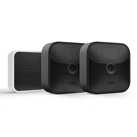 Blink Outdoor, Caméra de surveillance HD sans fil, résistante aux intempéries, avec deux ans d'autonomie et détection des mouvements, fonctionne avec Alexa - Kit 2 caméras