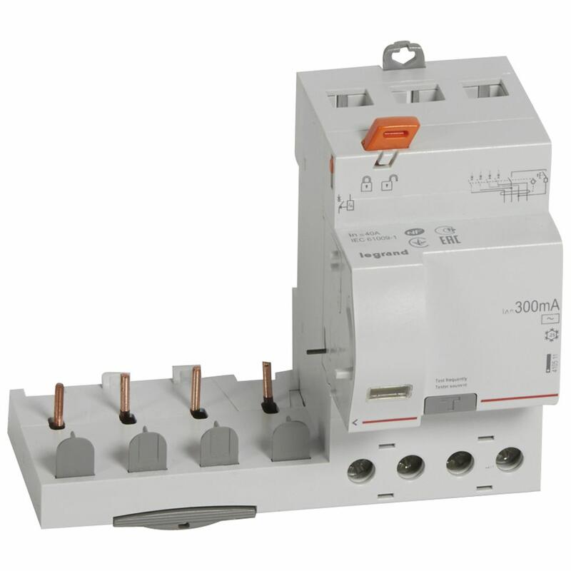 Bloc différentiel adaptable à vis DX³ pour disjoncteur 1 module par pôle 300mA 4P 400V type AC 40A 300mA - LEGRAND - 410511