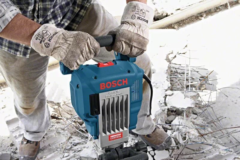 Brise-béton 1750W GSH 16-30 en coffret standard - BOSCH - 0611335100