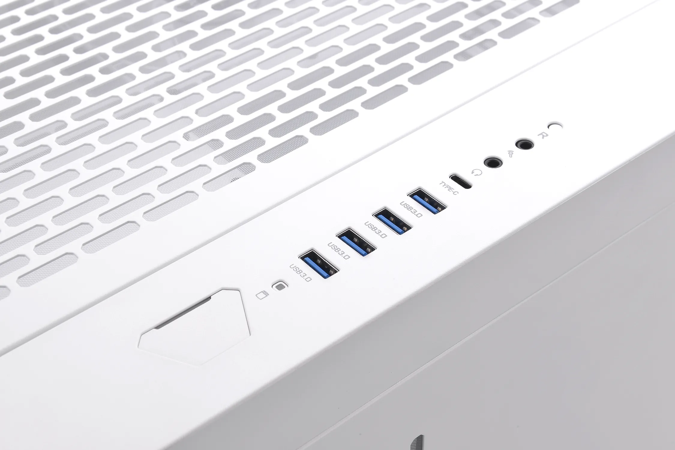 Boitier Grand Tour E-ATX Thermaltake Centralized Thermal Efficiency C750 TG RGB avec panneaux vitrés (Blanc)