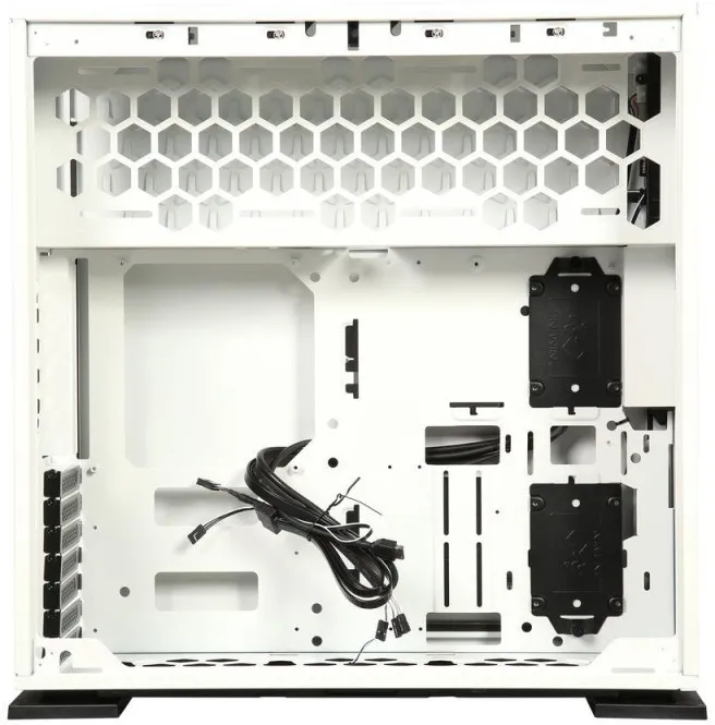 Boitier Moyen Tour ATX InWin 303C RGB avec panneau vitré (Blanc)