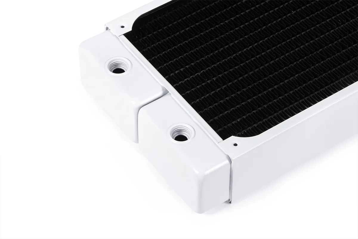 Radiateur pour Watercooling Alphacool NexXxoS XT45 v2 240mm (Blanc)