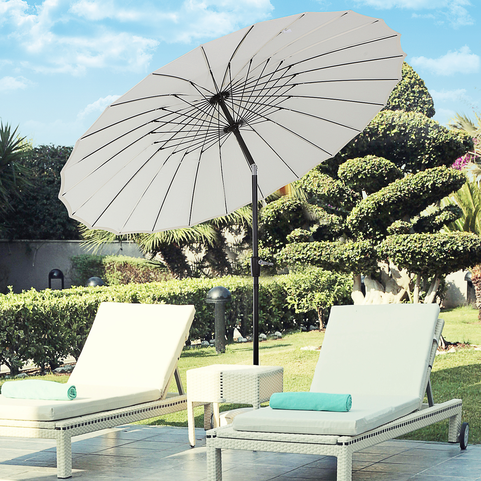 Parasol inclinable rond diamètre 2,6 m crème