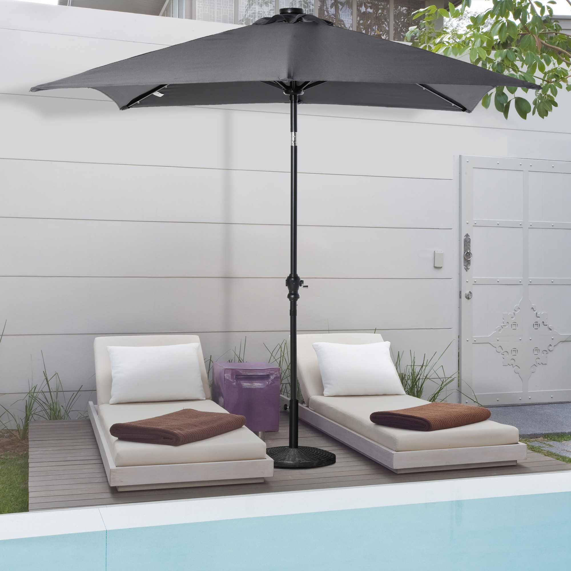 Parasol lumineux LED rectangulaire inclinable dim. 2,68L x 2,05l x 2,48H m